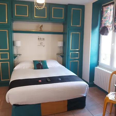 Le 2 Apartment